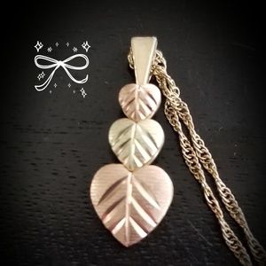 Dainty vintage black hills gold necklace